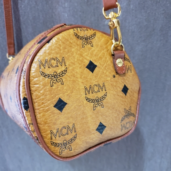 3️⃣0️⃣0️⃣Auth MCM Papillon made in Germany - Picture 10 of 16
